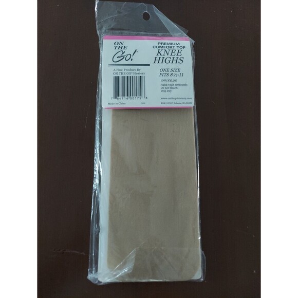 On The Go Knee Highs Hosiery Premium Top Comfort Size 8 1/2-11 Nude Double Band - Picture 5 of 5